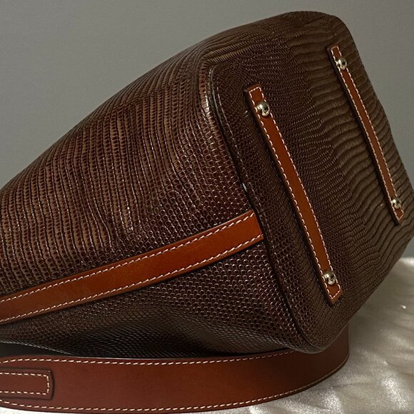 Embossed Lizard Drawstring - Picture 11 of 15